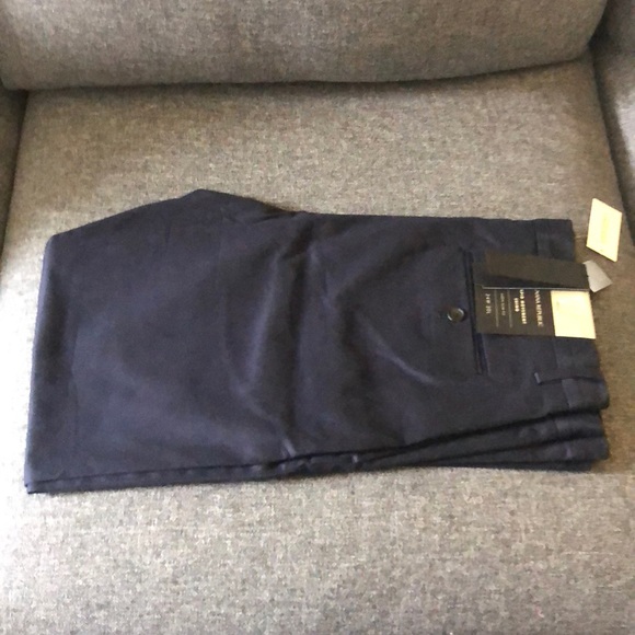 banana rapid movement chino